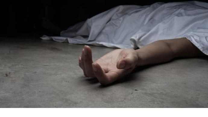 During the brutal beating, Pooja sustained severe injuries, including a critical head injury that left her unconscious. Instead of seeking help, the father allegedly kept her inside the house in a critical state and later fled, locking the mother in. (Photo- Representational) Noida friend murder