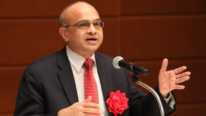 Strategic expert Brahma Chellaney warns of second U-turn in China policy. Brahma Chellaney