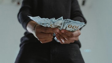 AI pay boom: OpenAI engineers earn huge, but non-tech roles pay well too AI pay boom: OpenAI engineers earn huge, but non-tech roles pay well too