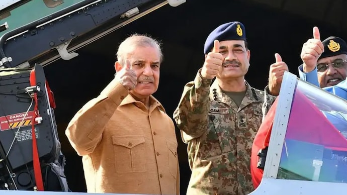 Pakistan steps up mediation push, to hosts key West Asia talks. Pakistan steps up mediation push, to hosts key West Asia talks.