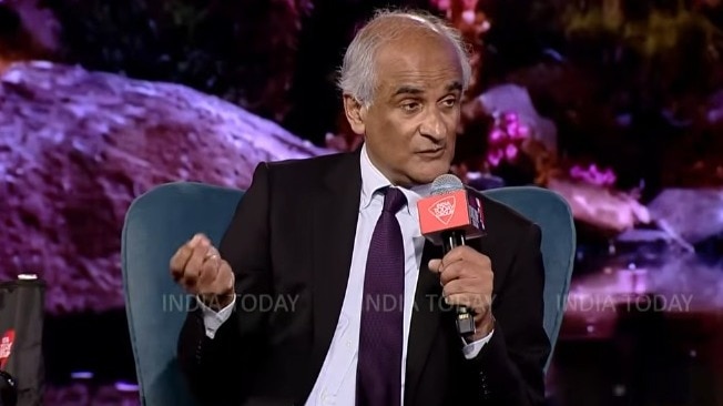 Just 20 minutes of quiet can transform your day: Art of Stillness author Pico Iyer