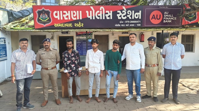 Police have identified the arrested accused as Aamir Ali Shaikh, Mohammad Siraj Salmani and Altab Ali Ansari. Police have identified the arrested accused as Aamir Ali Shaikh, Mohammad Siraj Salmani and Altab Ali Ansari.