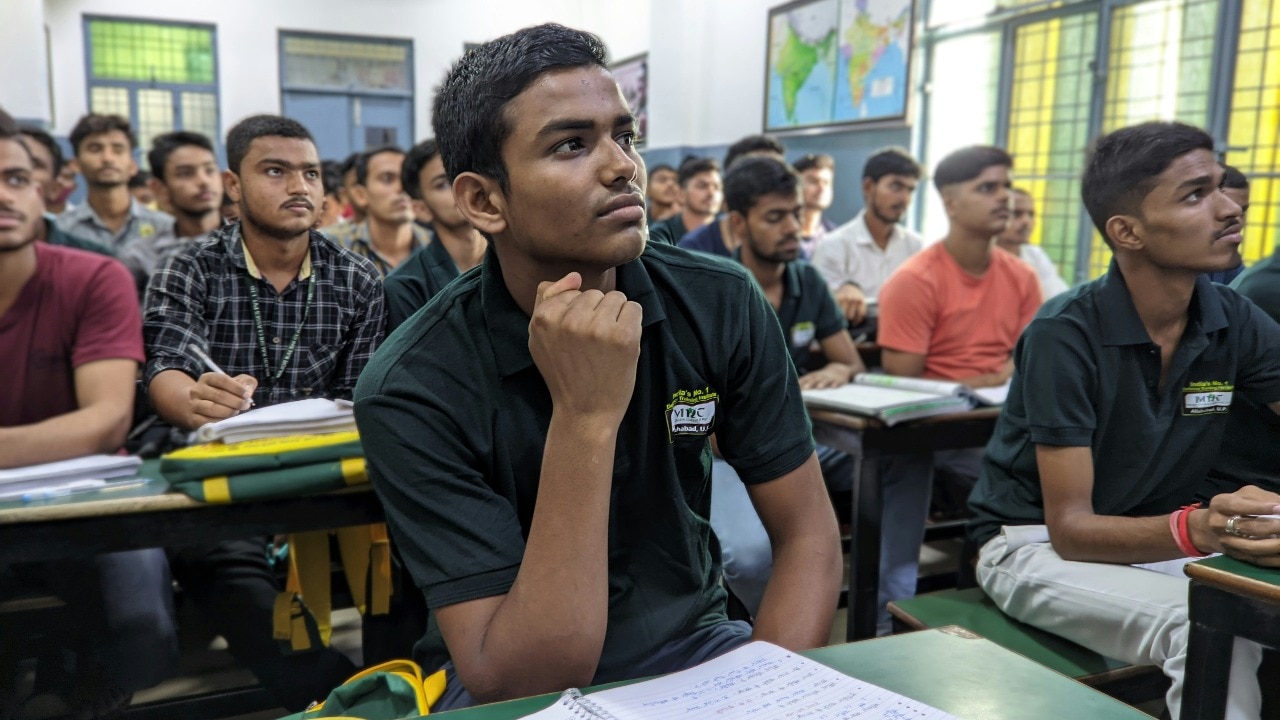 Medical, engineering degrees only for the rich? Azim Premji Report reveals divide