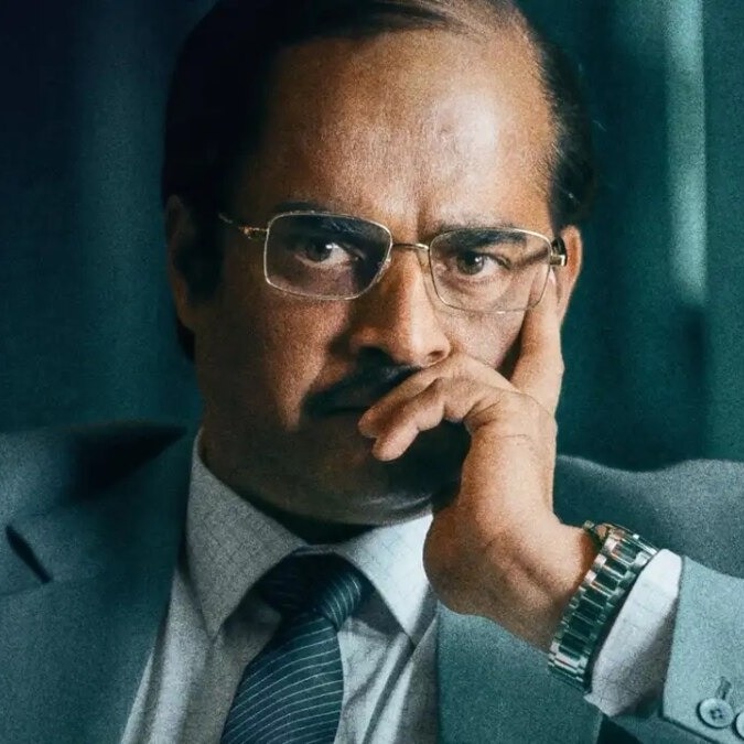 R Madhavan plays IB Director Ajay Sanyal in the Dhurandhar franchise (Film still)