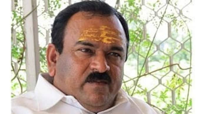 IPS officer Tejaswini Satpute questioned self-styled godman Ashok Kharat for nearly two hours on Thursday. Self-styled Nashik ‘godman’ Ashok Kharat has been arrested for allegedly raping a woman.