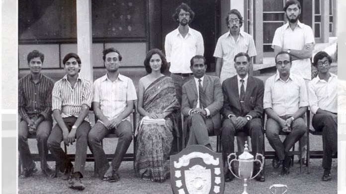 From IIT Bombay's 1974 win to Tharoor's podium days: The lost art of campus quizzing