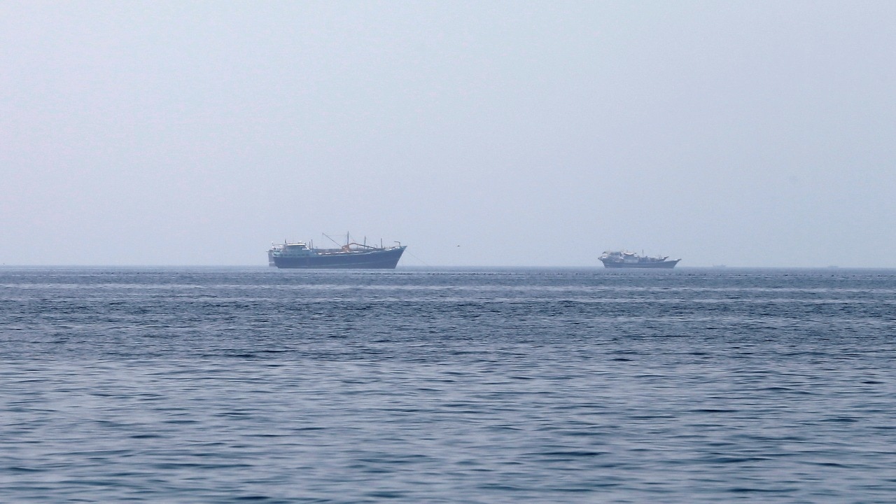 Iran turns back Pak-bound vessel in Strait of Hormuz over clearance violation