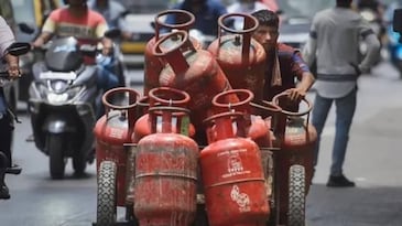 LPG cylinder crisis hits top Delhi school, lunch service may stop in 48 hours LPG cylinder crisis hits top Delhi school, lunch service may stop in 48 hours