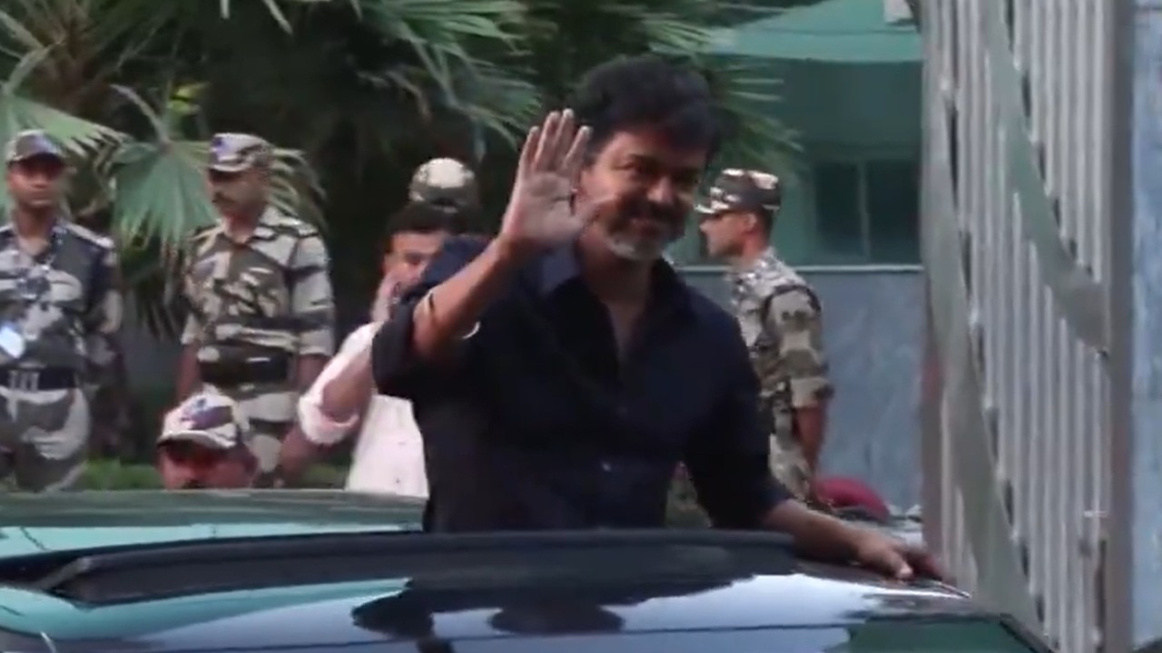 Stampede case: After 7-hour questioning, Vijay waves at supporters outside CBI HQ