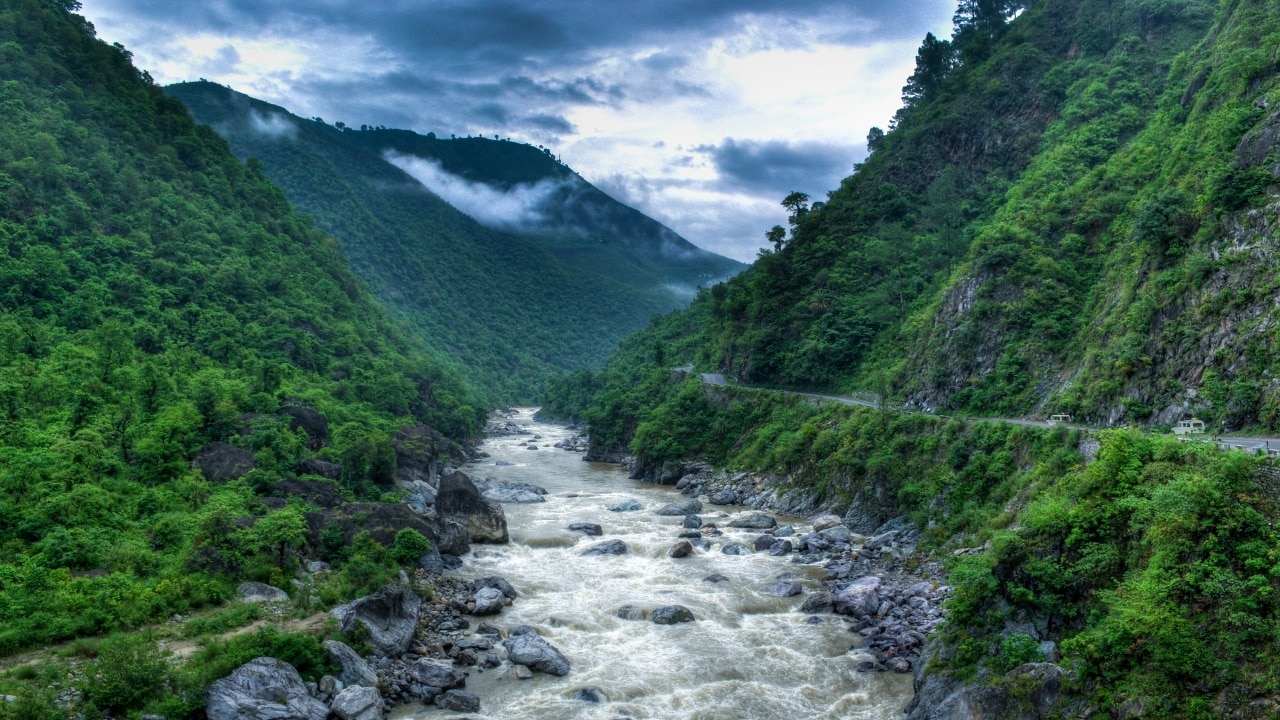 This Indian river of 'sorrow' has shifted over 100 km in 200 years