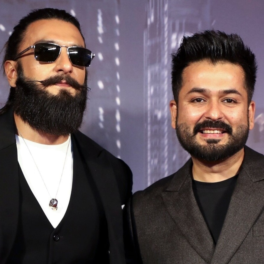Aditya Dhar planning new big film with Ranveer Singh. Check details