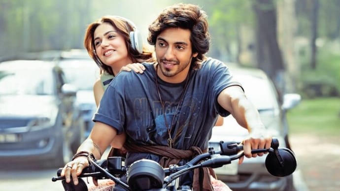 Ahaan Pandey talks about taking Aneet Padda to places of worship before the release of Saiyaara. Ahaan Pandey explains why he took Aneet Padda to places of worship before the release of Syayara