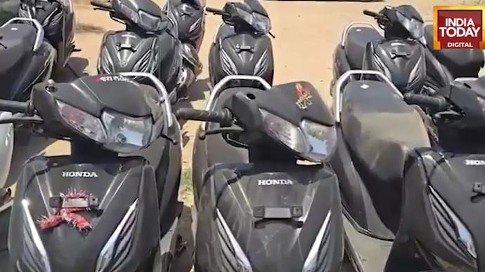 Ahmedabad Police busted a theft racket involving 31 two-wheelers stolen from a Honda warehouse in the Nava Naroda area Ahmedabad Police busted a theft racket involving 31 two-wheelers stolen from a Honda warehouse in the Nava Naroda area