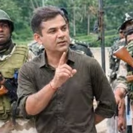 EC swings into action after row over UP Singham's remarks against TMC candidate