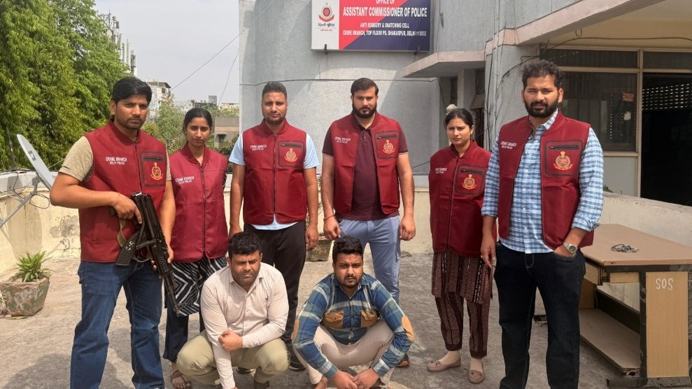 Delhi Police bust ISI-linked arms racket, key aides of Shahbaz Ansari held