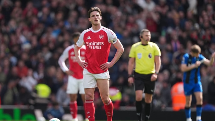 Arsenal need to get their 12th man ready for City clash (Courtesy: AP) Arsenal