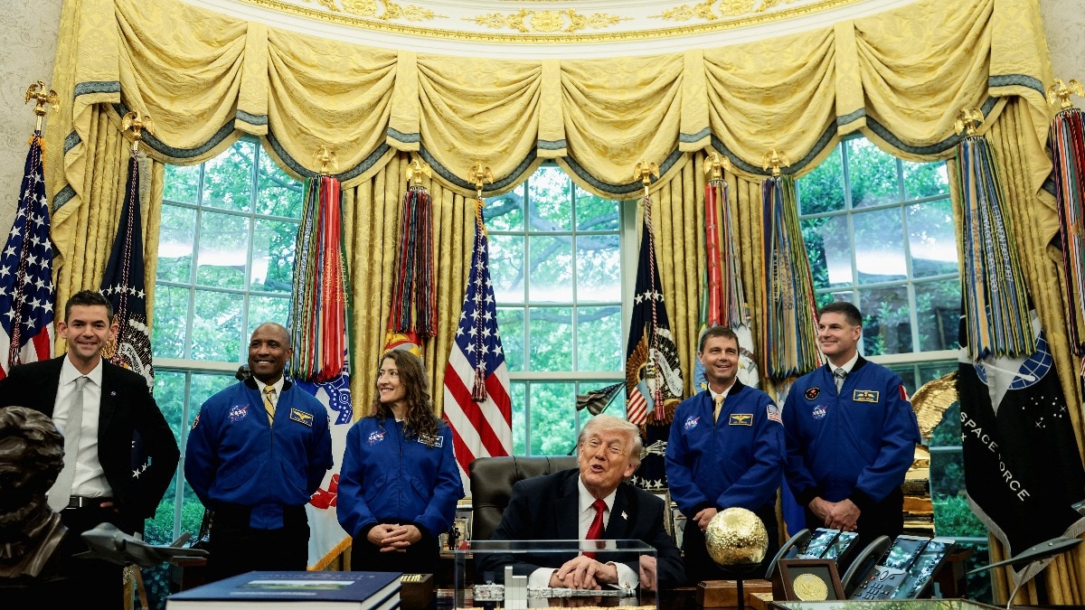 Artemis II crew's White House moment eclipsed by Trump's Iran-Russia briefing