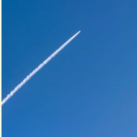 Passenger records Artemis-II thundering to the Moon from a flight