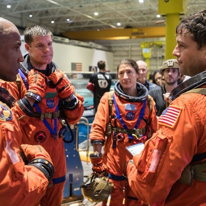 Artemis-II will break the record for farthest human spaceflight. Here's how