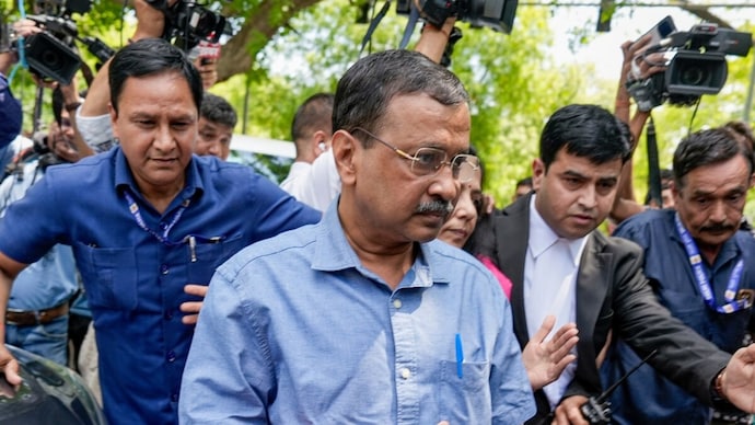Arvind Kejriwal alleges conflict of interest as Delhi HC accepts affidavit (Photo: PTI) दिल्ली हाईकोर्ट में अरविंद केजरीवाल के हलफनामे को रिकॉर्ड पर ले लिया गया है (Photo: PTI)