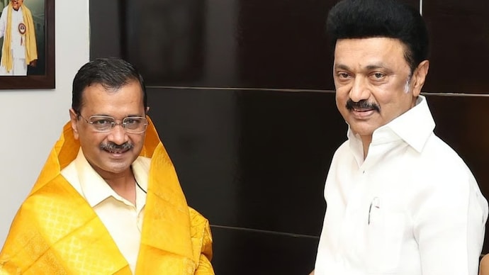 Arvind Kejriwal to campaign for DMK in Tamil Nadu elections, AAP extends support. Arvind Kejriwal to campaign for DMK in Tamil Nadu elections, AAP extends support.