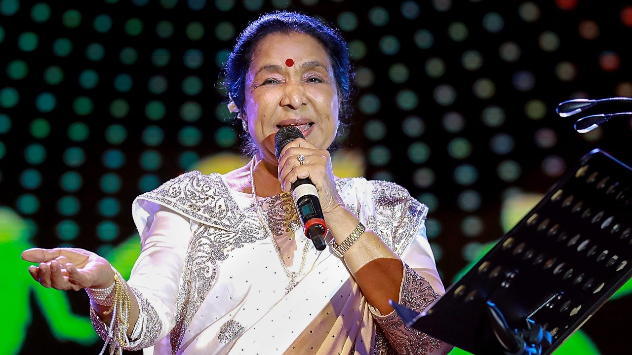 10 songs that define Asha Bhosle as a voice for every generation
