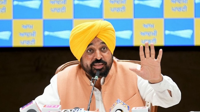 @BhagwantMann/X) Bhagwant Mann