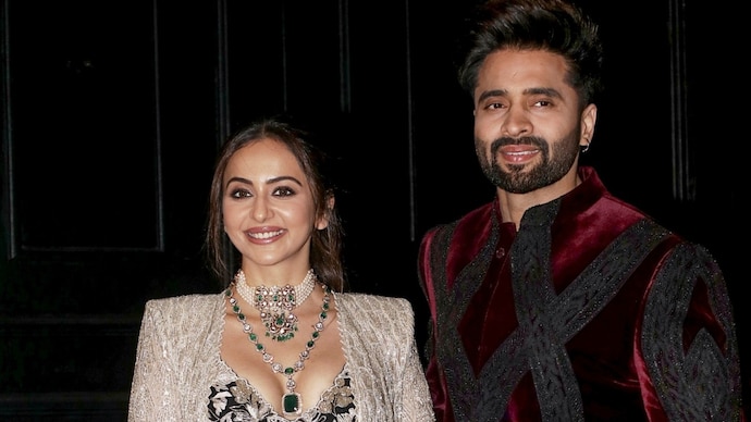 Rakul Preet (left) clarifies Jackky Bhagnani's 'situation' comment (Photo: PTI) Context matters: Rakul Preet rejects situational narrative after Jackie's comment