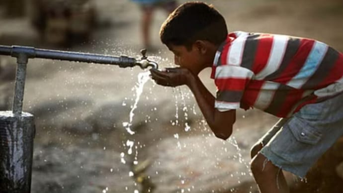 The long-term average maximum temperature for April in India is close to 34°C, according to the IMD. Delhi heatwave