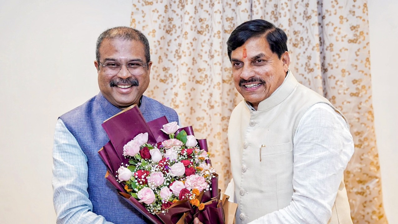 Mahakal Standard Time should replace Greenwich Mean Time: Education Minister Dharmendra Pradhan in Ujjain Mahakal Standard Time should replace Greenwich Mean Time: Education Minister Dharmendra Pradhan in Ujjain