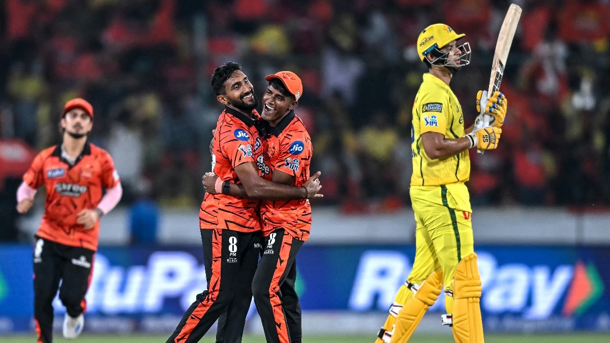 Sunrisers Hyderabad's bowlers might not be the best on paper, but they sure pack a punch. (Image: AFP) Eshan Malinga, Sakib Hussain