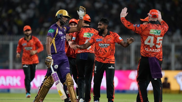 SRH beat KKR by 65 runs in Kolkata. Courtesy: AP Eshan Malinga