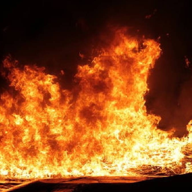 Fire breaks out in Charminar Express coach near Telangana station