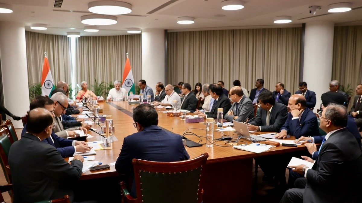 FM Nirmala Sitharaman held a meeting with heads of banks to discuss the potential risks associated with Claude Mythos. (Photo:X/@FinMinIndia)