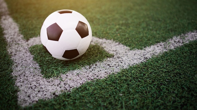 A Ghanian footballer was shot dead in the team bus. (Image: Freepik) Football