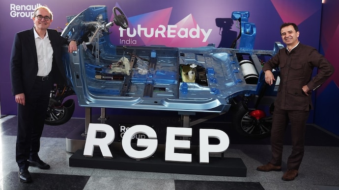 Francois Provost, CEO, Renault Group and Stephane Deblaise, CEO Renault Group in India, with the RGE platform. Francois Provost, CEO, Renault Group and Stephane Deblaise, CEO Renault Group in India, with the RGE platform.