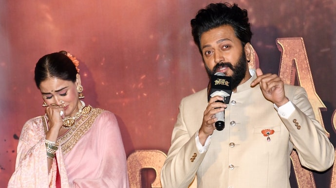Genelia and Riteish Deshmukh get emotional at the trailer launch of Raja Shivaji. (Credit: Yogen Shah) Genelia Deshmukh