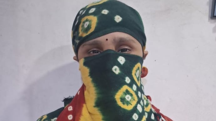 Call records showed frequent communication between Falguni and Kaushik, with over 100 calls exchanged in just two days prior to the incident