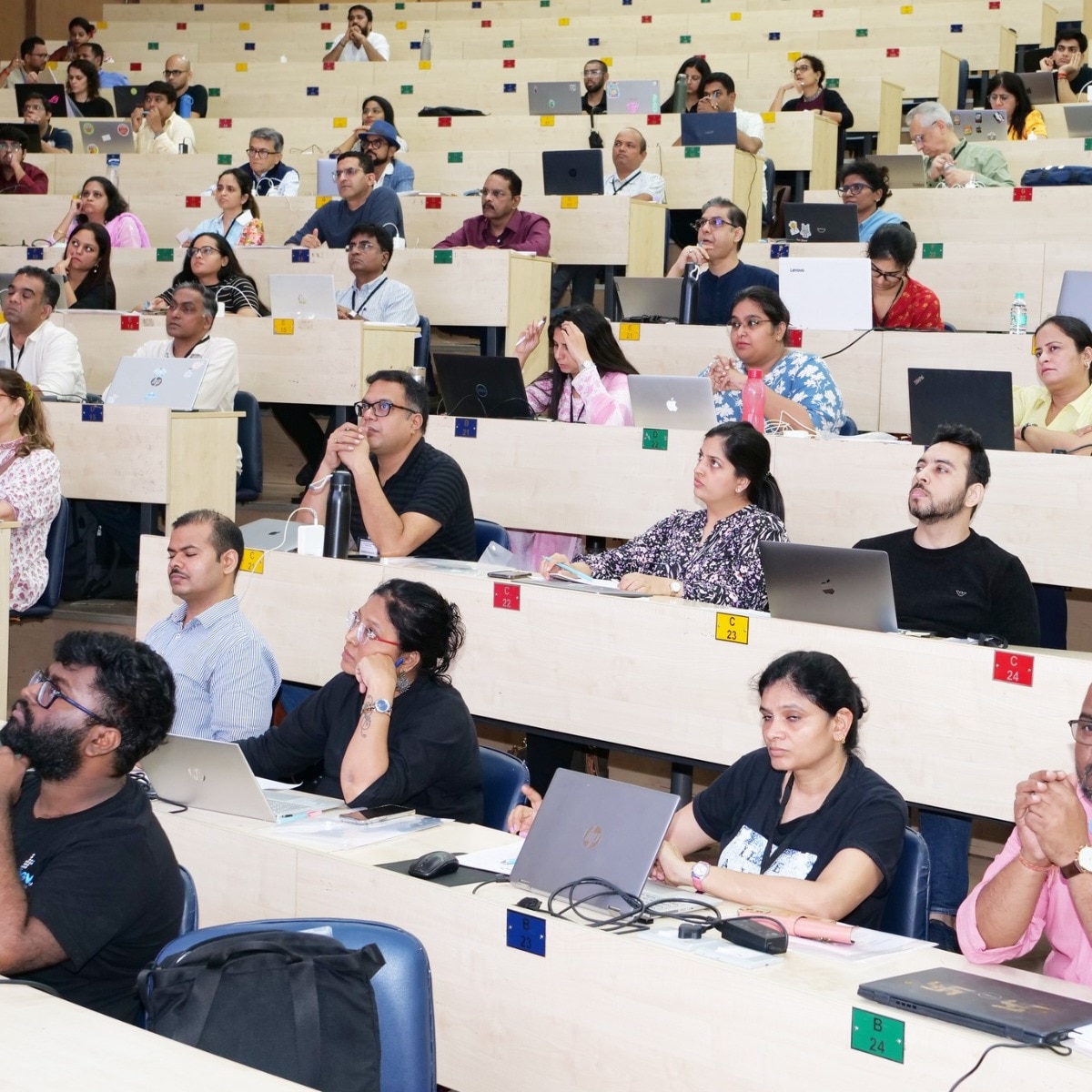 Rs 0 fee at IIT Bombay? What the viral claim says about Rs 11 lakh costs and fee waivers