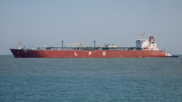 India, the world’s third-largest oil importer and consumer, had halted Iranian crude imports in May 2019 following US sanctions pressure. (Photo: Reuters/File)