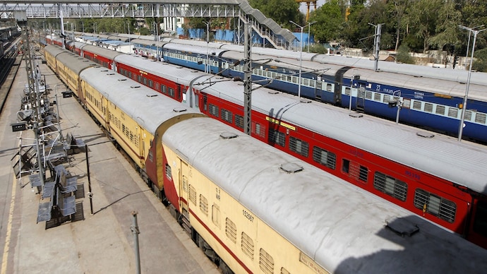 Indian Railways will launch two Amrit Bharat Express trains connecting Uttar Pradesh with Maharashtra, offering affordable long-distance travel and improved connectivity between key cities like Varanasi, Ayodhya, Mumbai and Pune.
