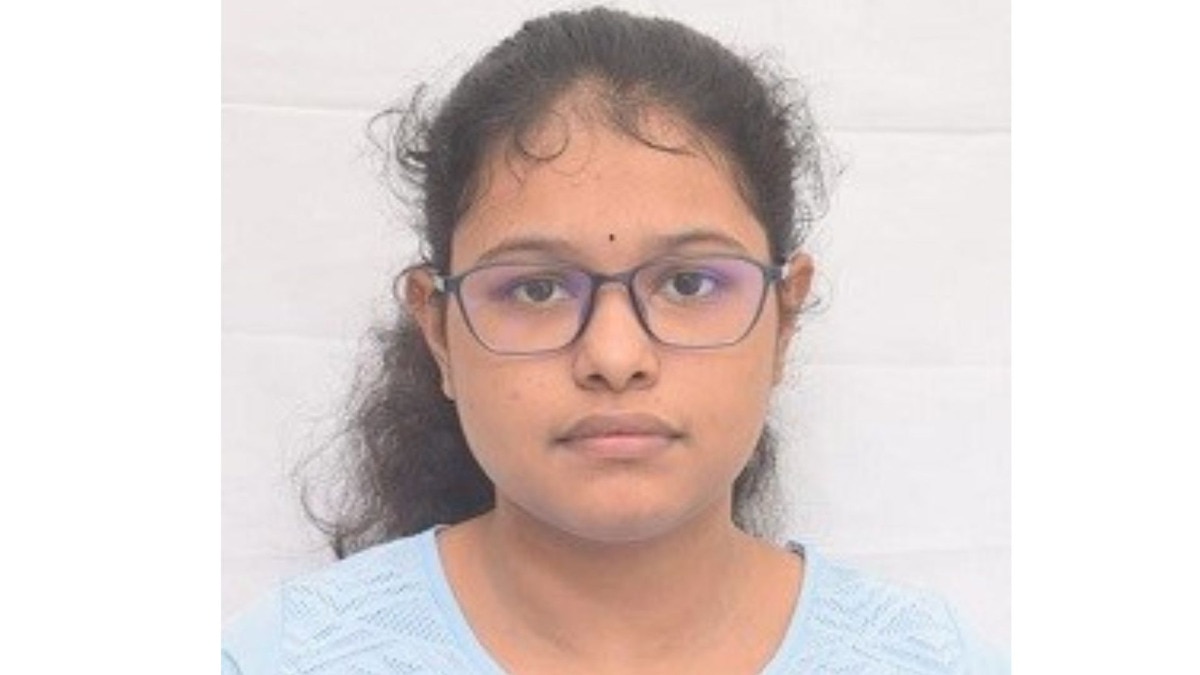 India's girl topper Aasna scores 99.99 percentile in JEE, credits smart breaks
