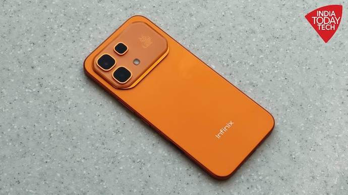 The Infinix Note 60 Pro comes with an active matrix display on the back.