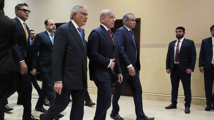 Iran pulls out of second round of Islamabad talks. (Reuters)