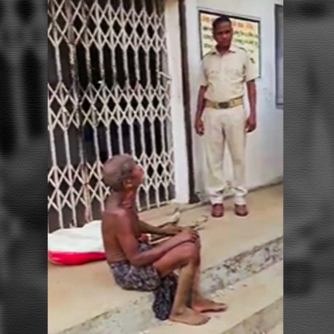 Odisha man takes sister's skeleton to bank to prove she is dead, withdraw Rs 20,000