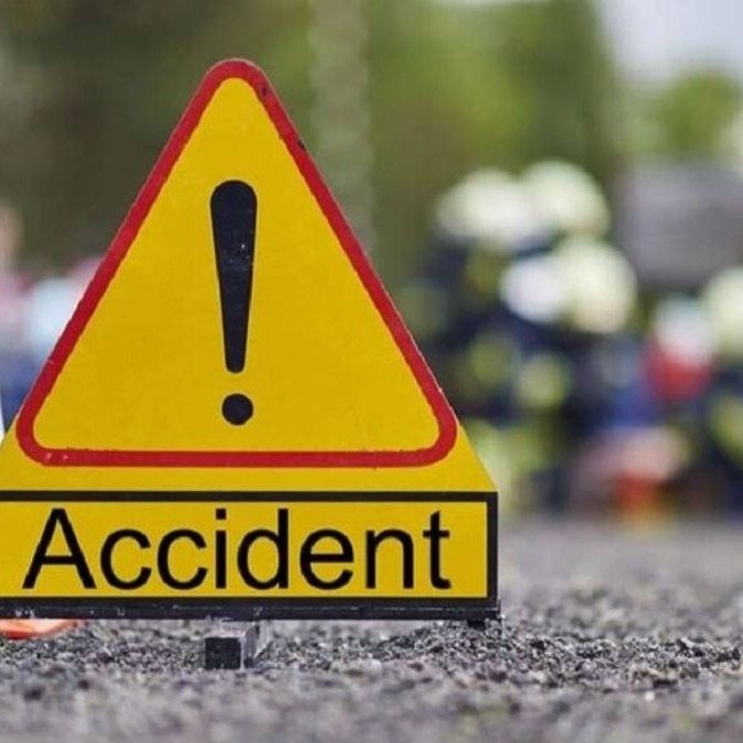 Speeding car plunges into gorge in Una, 2 killed as vehicle catches fire