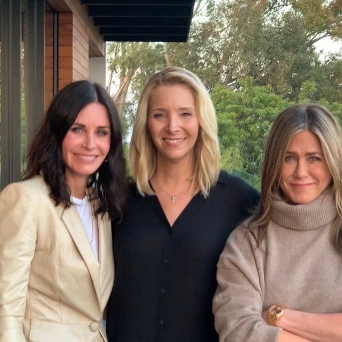 Lisa Kudrow says Friends male writers discussed sexual fantasies about female cast