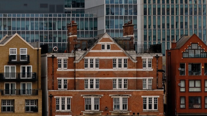 Reuters) london apartments
