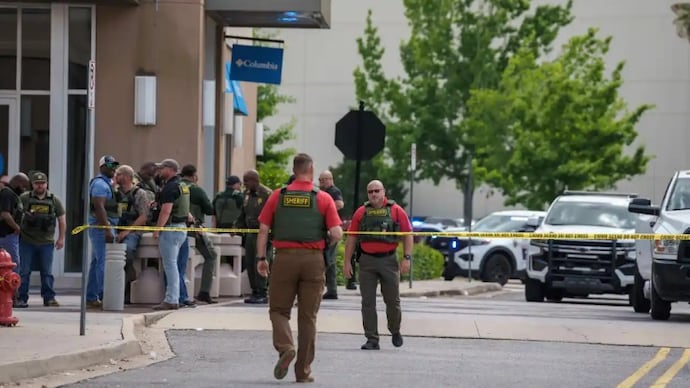 The shooting took place on Thursday at the Mall of Louisiana in Baton Rouge city. (AP Photo) Louisiana mall shooting