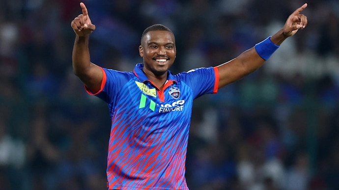DC vs PBKS: Lungi Ngidi was forced off the field. (Image: Reuters) Lungi Ngidi